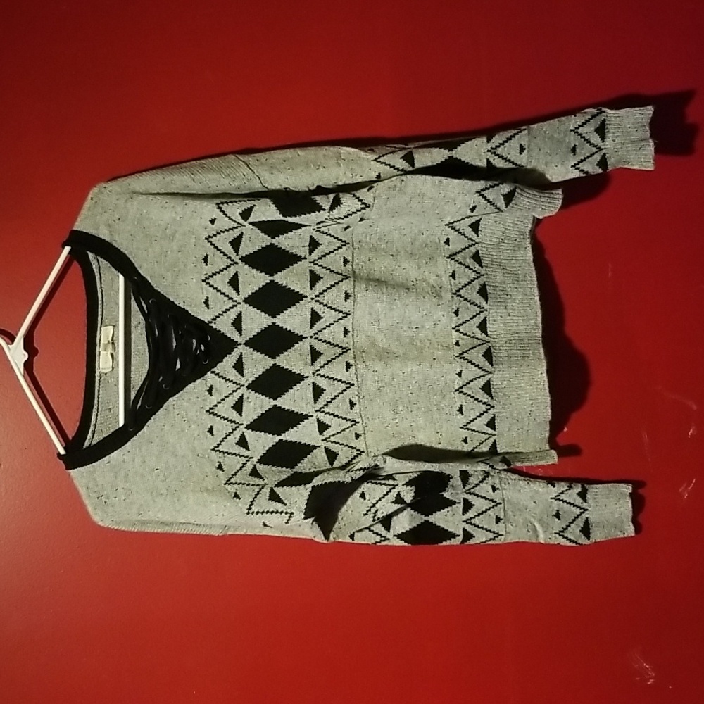 Gilded Intent Sweater L Black & Gray